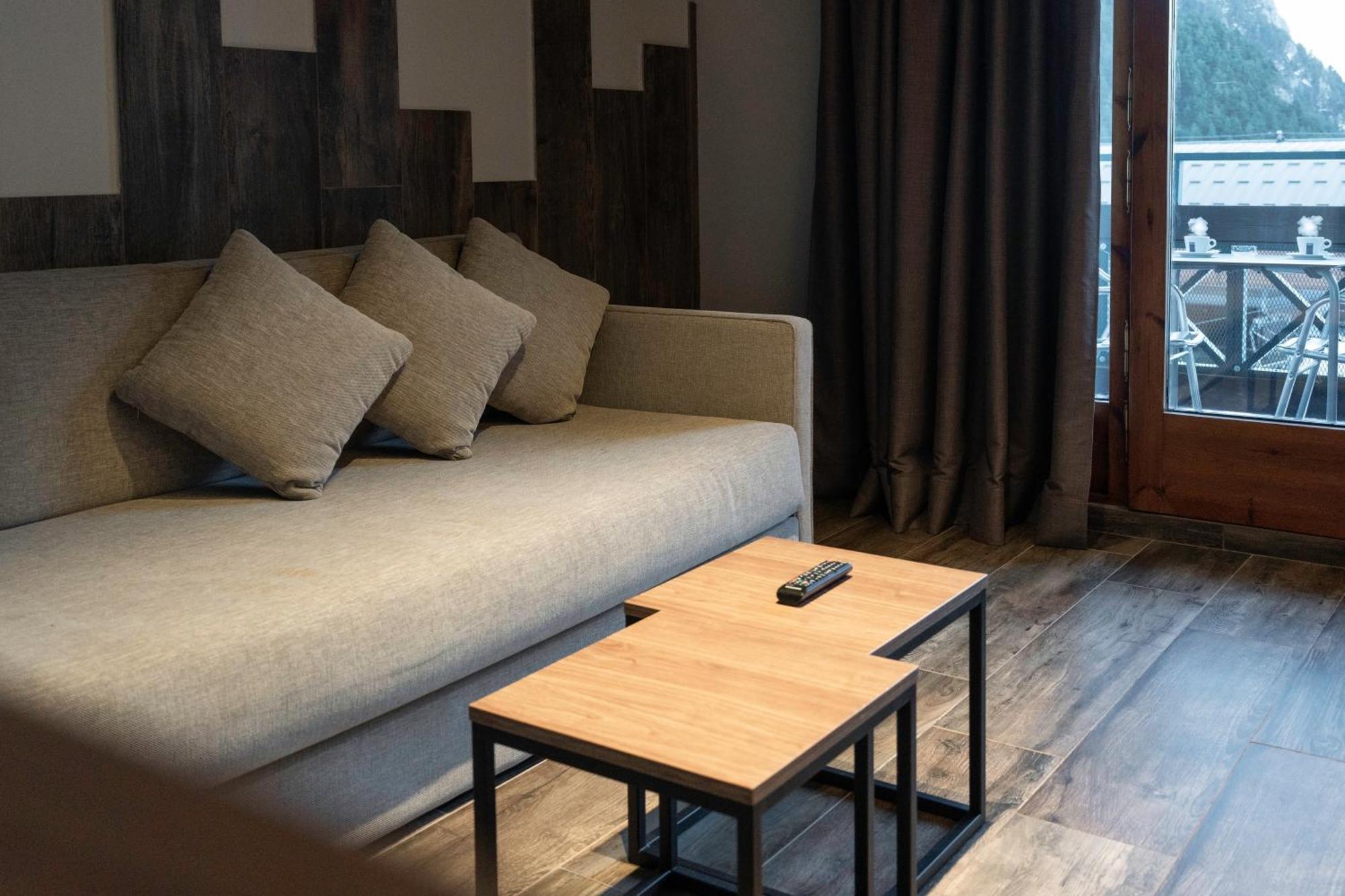 Ushuaia, The Mountain Hotel อรินซัล ภายนอก รูปภาพ